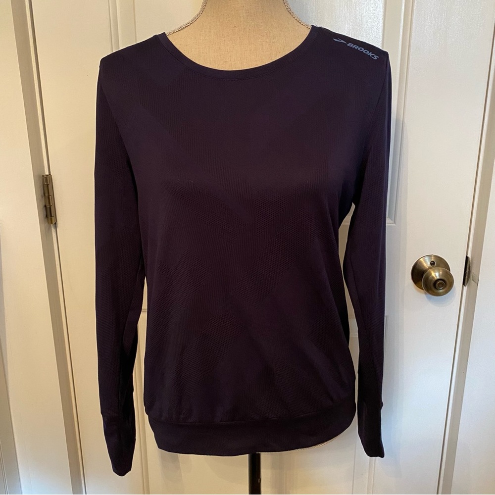 BROOKS TOP TEE LONG SLEEVE ROUND NECK NAVY BLUE STRETCH SPLIT BACK Size M